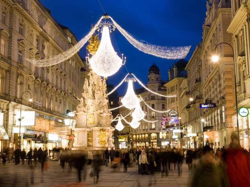 Rennes : les illuminations de Noël en chiffres - France Bleu