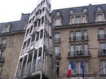 Une tour en hommage aux pompiers de Paris