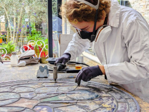 Notre-Dame : une conservatrice de vitraux raconte ...