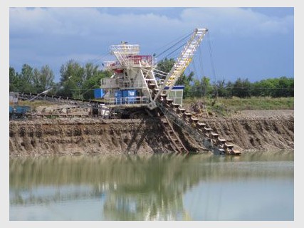 Cemex Inaugure Un Nouvel Excavateur De Granulats