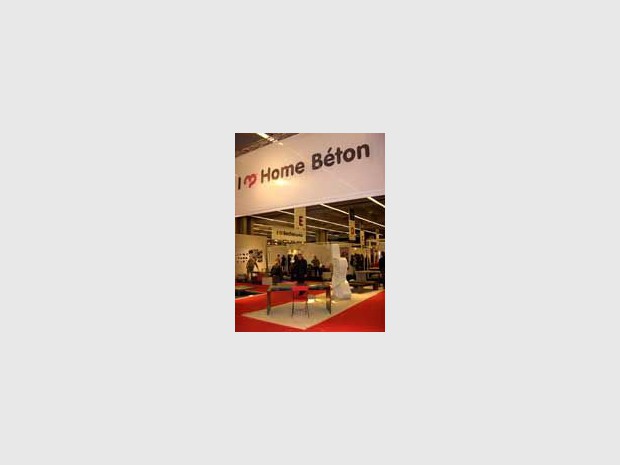 Le béton se la joue tendance au Salon du Meuble