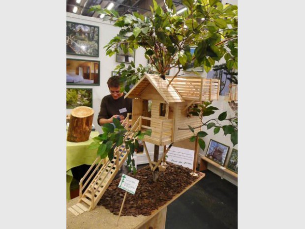 Cabanes en bois - Franck Coursier - salon écobat 2008