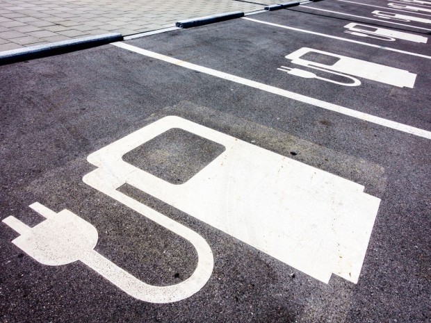 Parking pour véhicule électrique