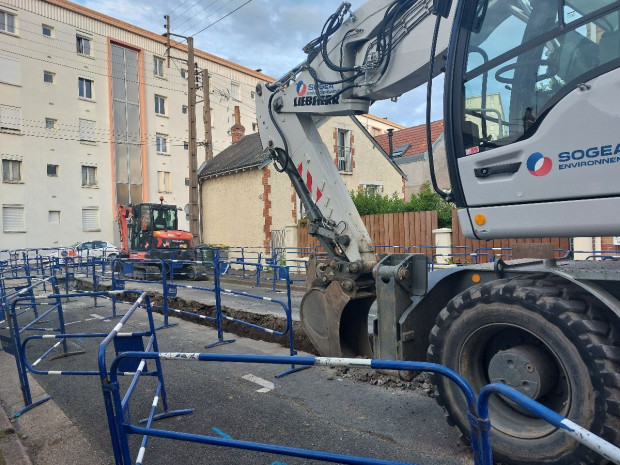 Chantier canalisation travaux publics