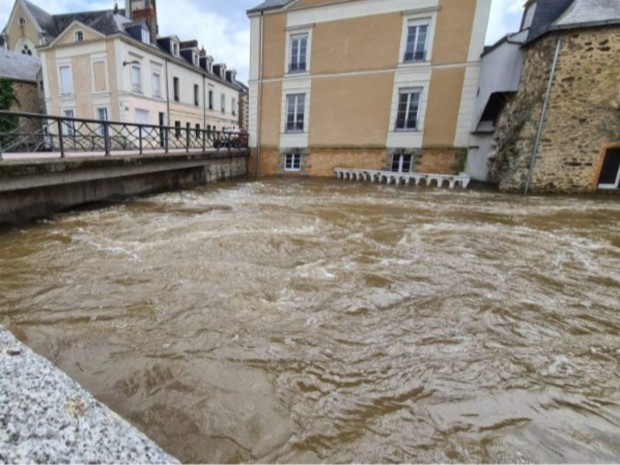 Crue de l'Oudon à Craon, 20 juin 2024