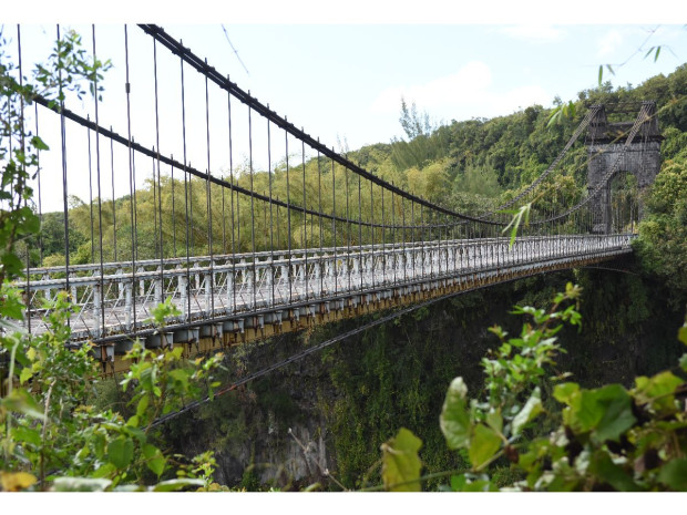 Pont suspendu de la Rivière de l'Est La Réunion