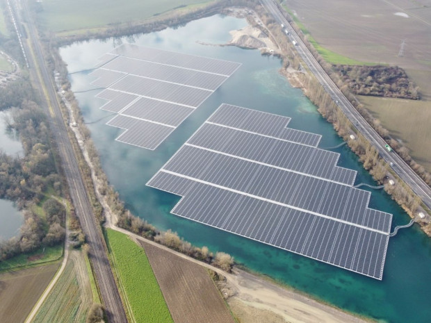 Centrale photovoltaïque flottante à Leutenheim en Alsace