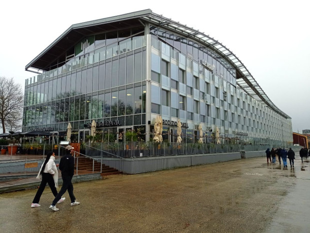 Hangar 105 à Rouen 