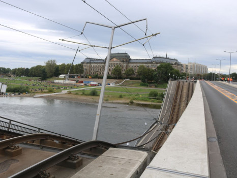 Effondrement du pont Carola, à Dresde