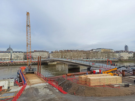 Pont Anne de Bretagne actuellement en chantier